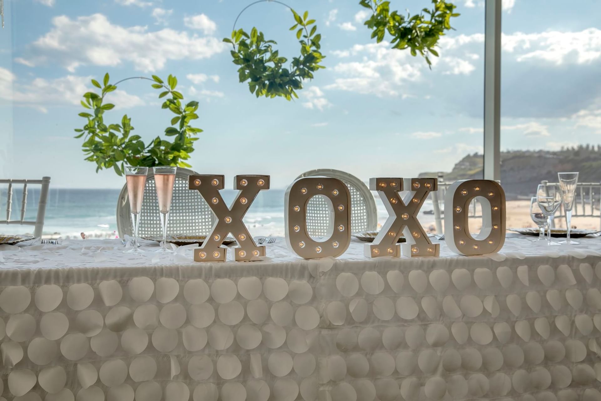 Newcastle wedding at Noahs on the beach